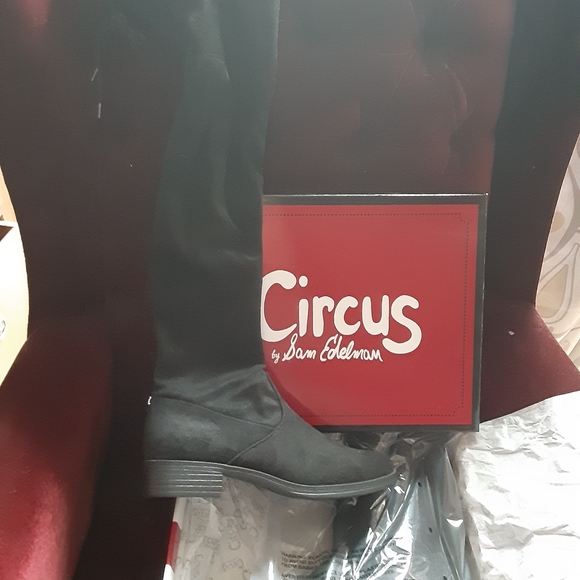 NEW Soft over the knee boots - Picture 2 of 3